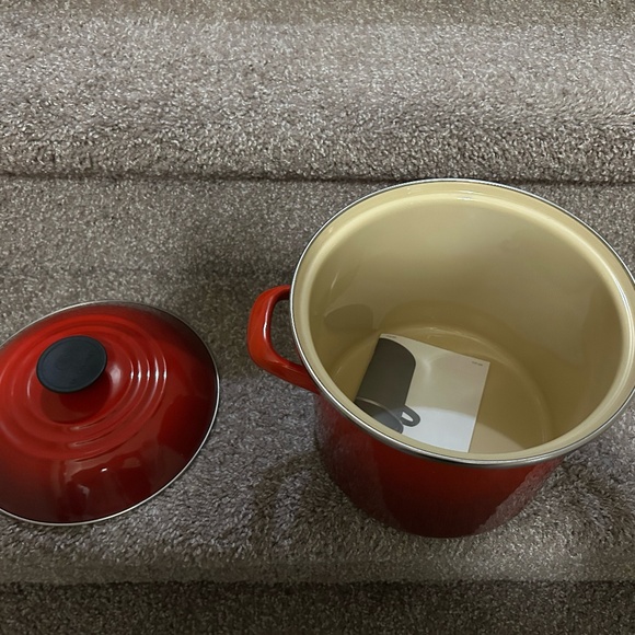 Le Creuset Stockpot - Picture 2 of 4